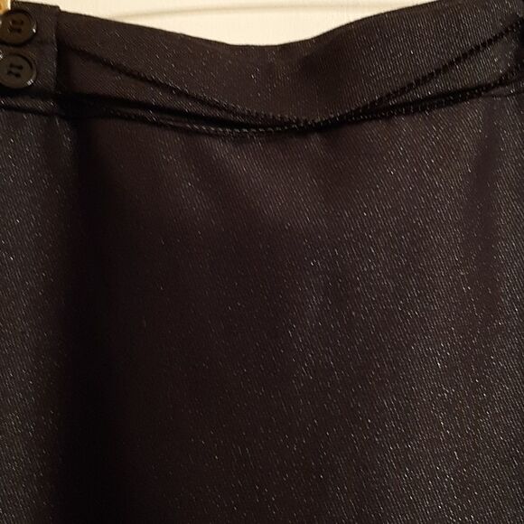 withington Dresses & Skirts - Worthington metallic black skirt